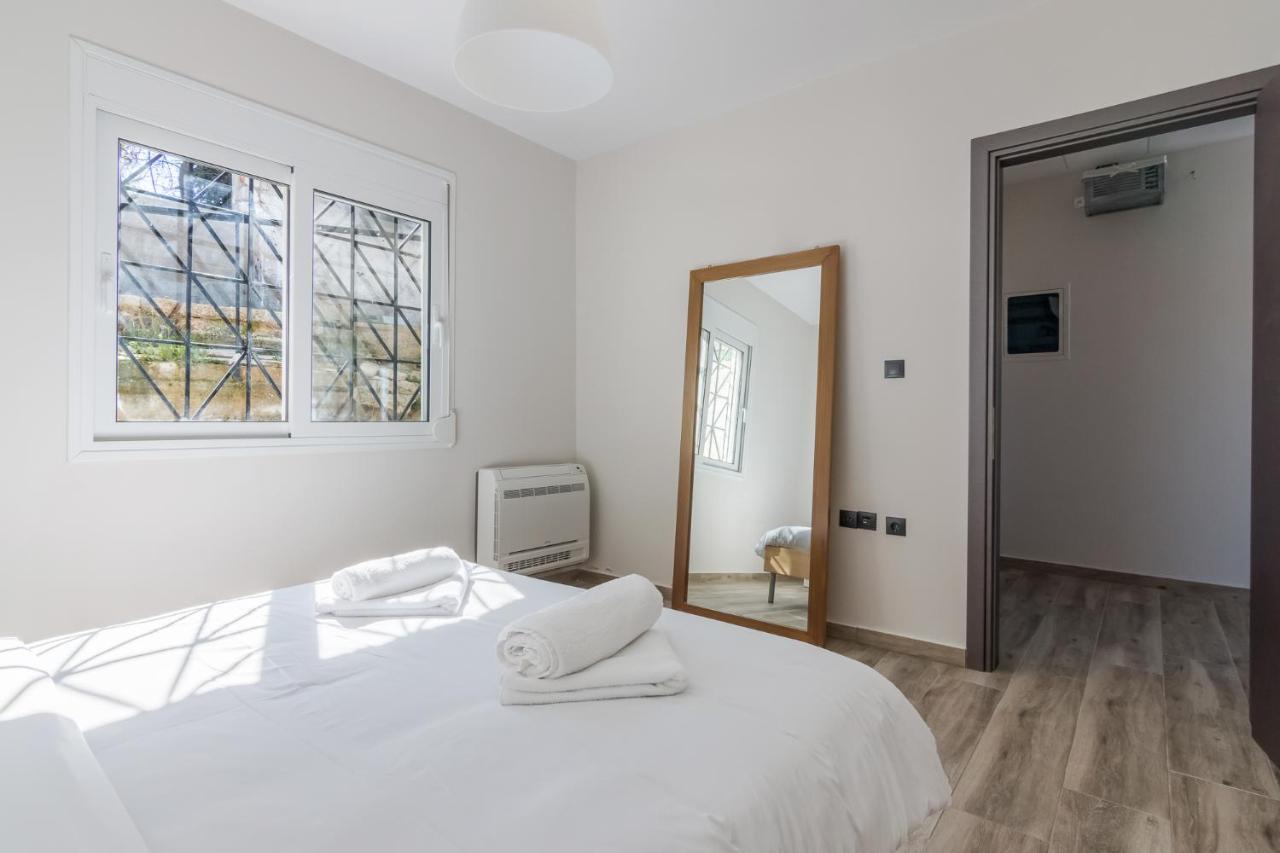 Acropolis View Apartment For 4 Ppl Atene Esterno foto