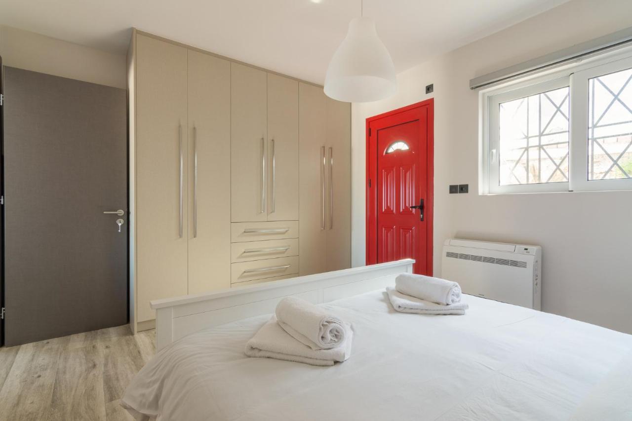 Acropolis View Apartment For 4 Ppl Atene Esterno foto